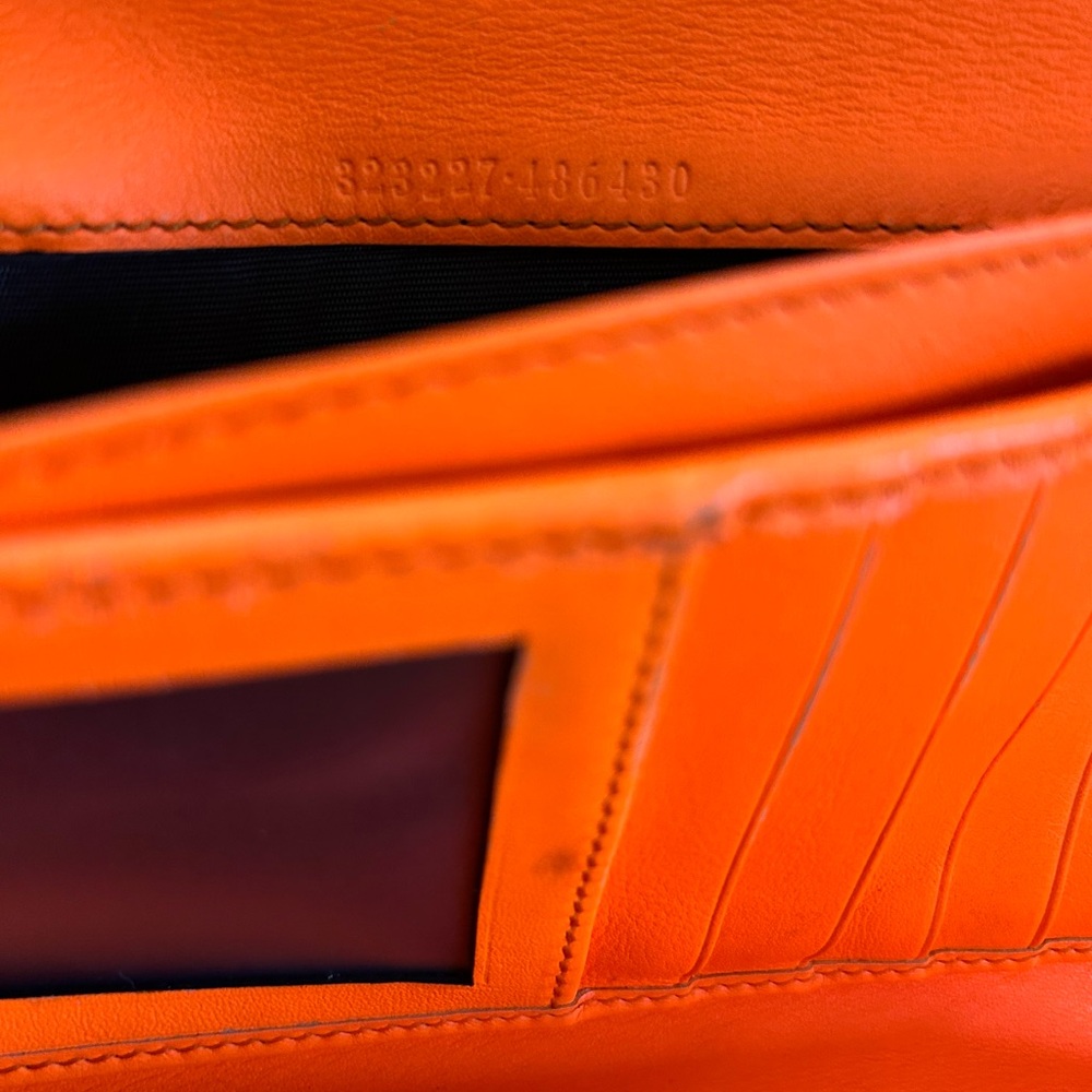 *AUTHENTIC*GUCCI GG SUPREME MONOGRAM ORANGE HEART WALLET - Picture 15 of 15